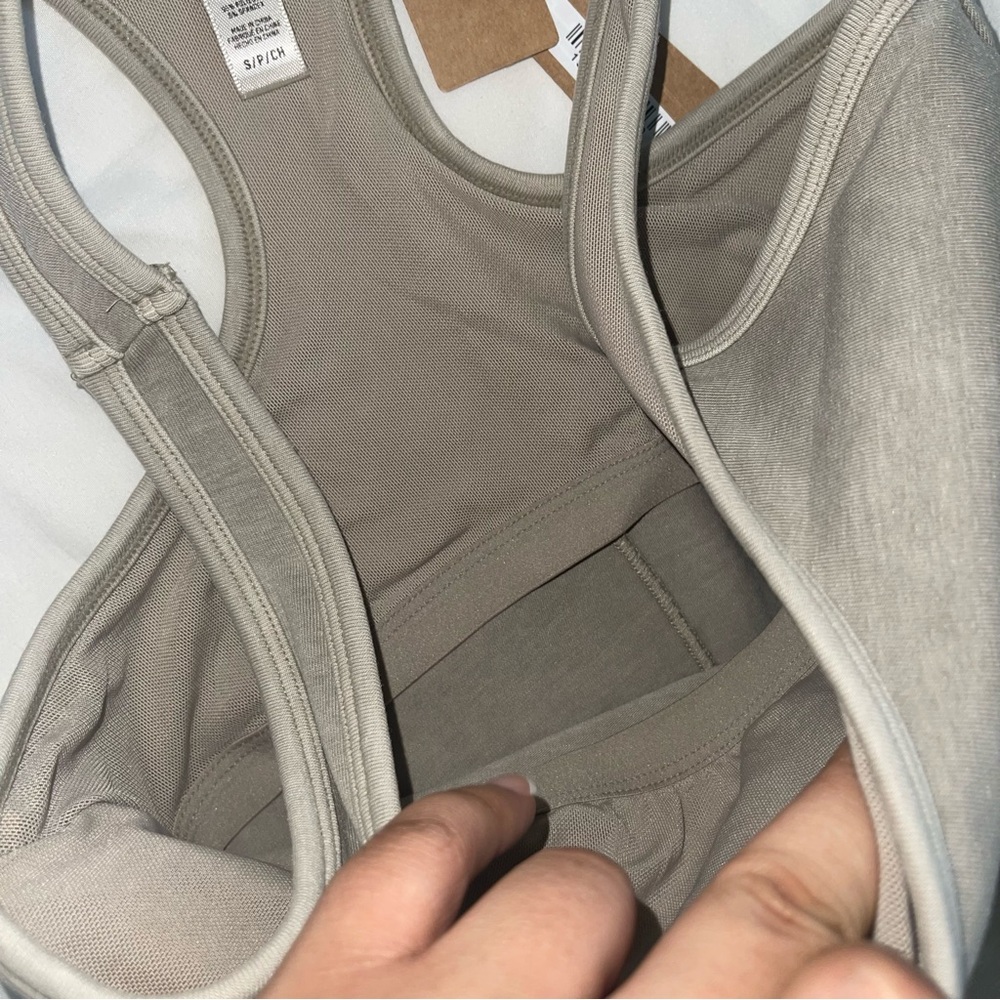 SKIMS STONE OUTDOOR MID THIGH BODYSUIT/ ONESIE - Picture 6 of 9